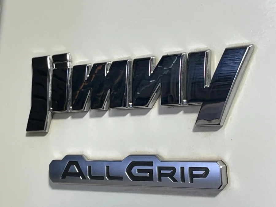 Used 2019 Suzuki Jimny 1.5 GLX AllGrip 3-door auto - WeBuyCars Germiston Used 2019 Suzuki Jimny 1.5 GLX AllGrip 3-door auto - WeBuyCars Germiston