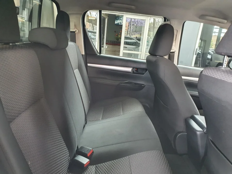 Used 2021 Toyota Hilux 2.4GD-6 double cab Raider manual - Auto Strada Gezina Used 2021 Toyota Hilux 2.4GD-6 double cab Raider manual - Auto Strada Gezina
