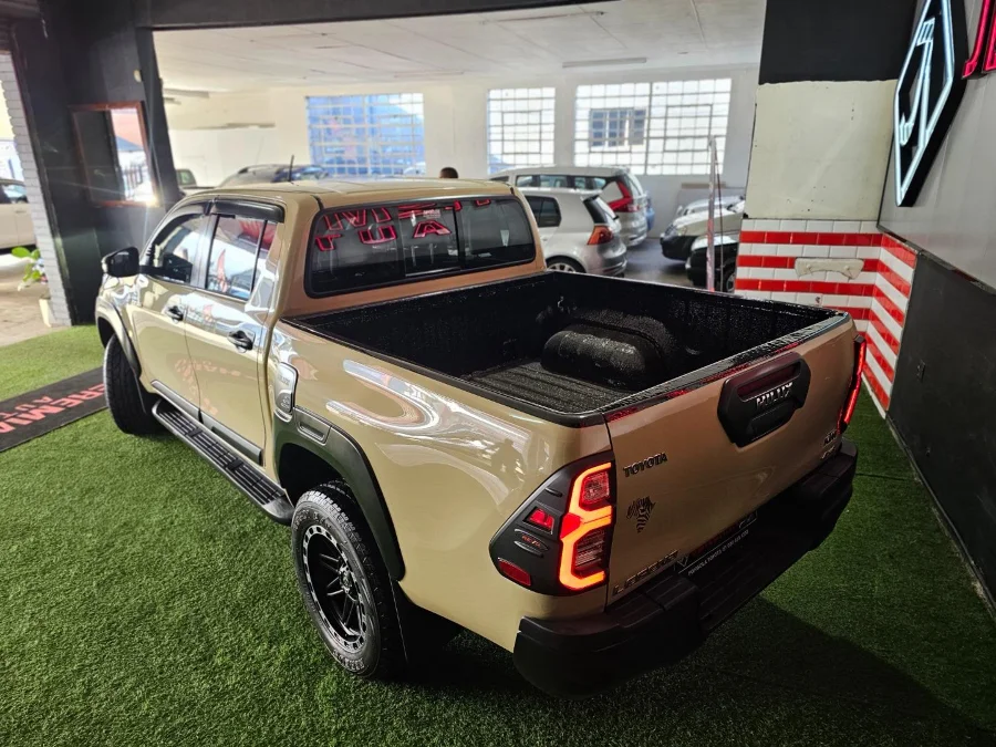 Used 2022 Toyota Hilux 2.8GD-6 double cab 4x4 Legend manual - Jeremiahs Auto Used 2022 Toyota Hilux 2.8GD-6 double cab 4x4 Legend manual - Jeremiahs Auto