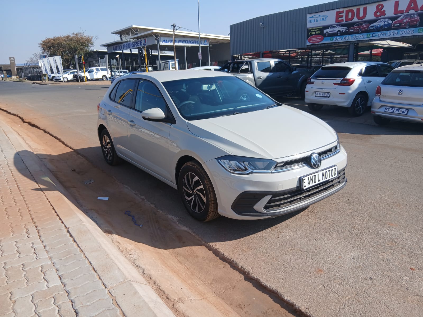 Used 2023 Volkswagen Polo hatch 1.0TSI Life manual