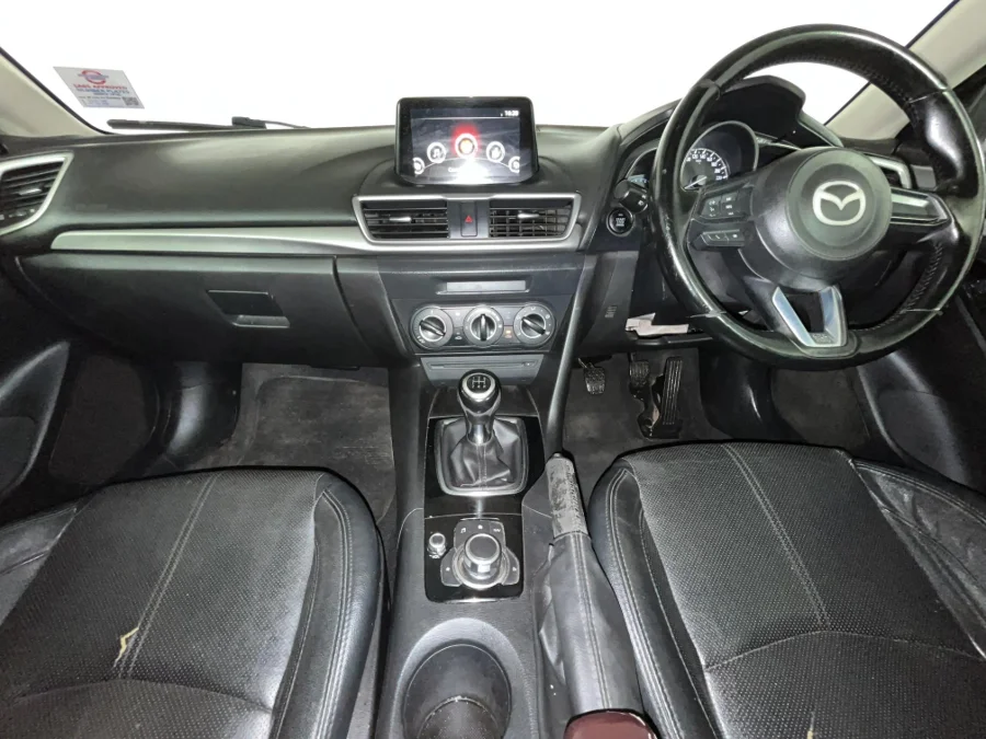 Used 2016 Mazda Mazda3 hatch 1.6 Dynamic - WeBuyCars Durban