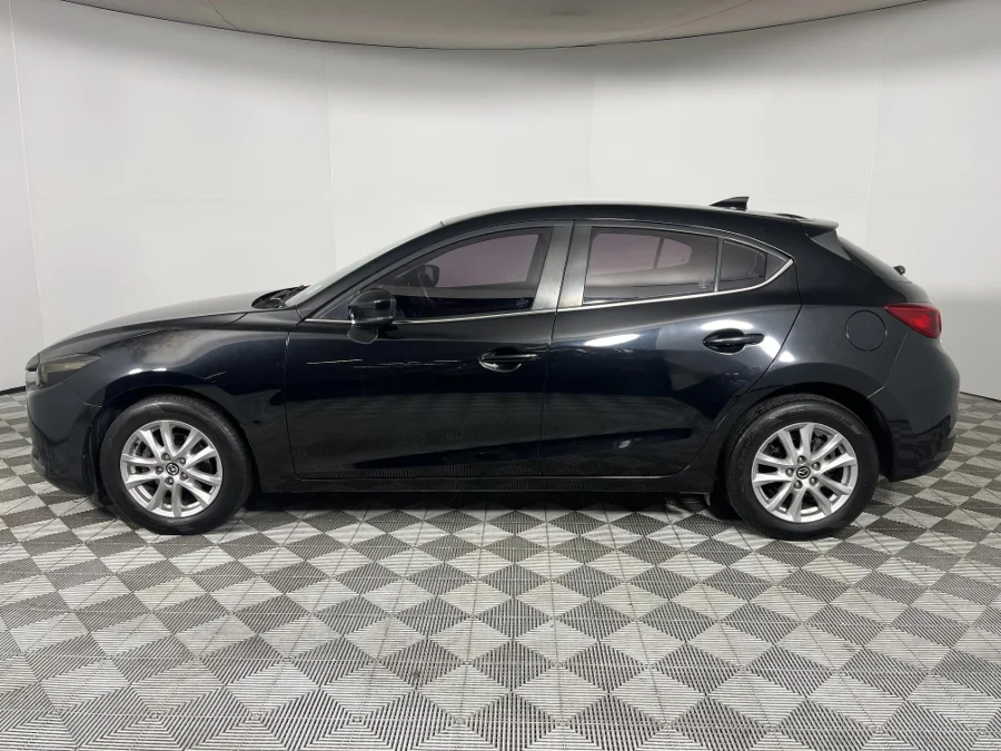 Used 2017 Mazda Mazda3 hatch 1.6 Dynamic auto - WeBuyCars Richmond Used 2017 Mazda Mazda3 hatch 1.6 Dynamic auto - WeBuyCars Richmond