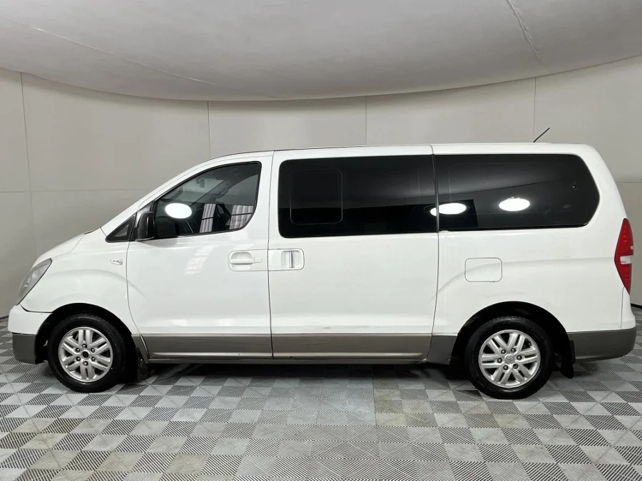 Used 2016 Hyundai H-1 2.5VGTi bus Elite 9-seater - WeBuyCars Mbombela Used 2016 Hyundai H-1 2.5VGTi bus Elite 9-seater - WeBuyCars Mbombela