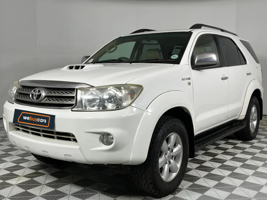 Used 2011 Toyota Fortuner 3.0D-4D - WeBuyCars Silverlakes Used 2011 Toyota Fortuner 3.0D-4D - WeBuyCars Silverlakes