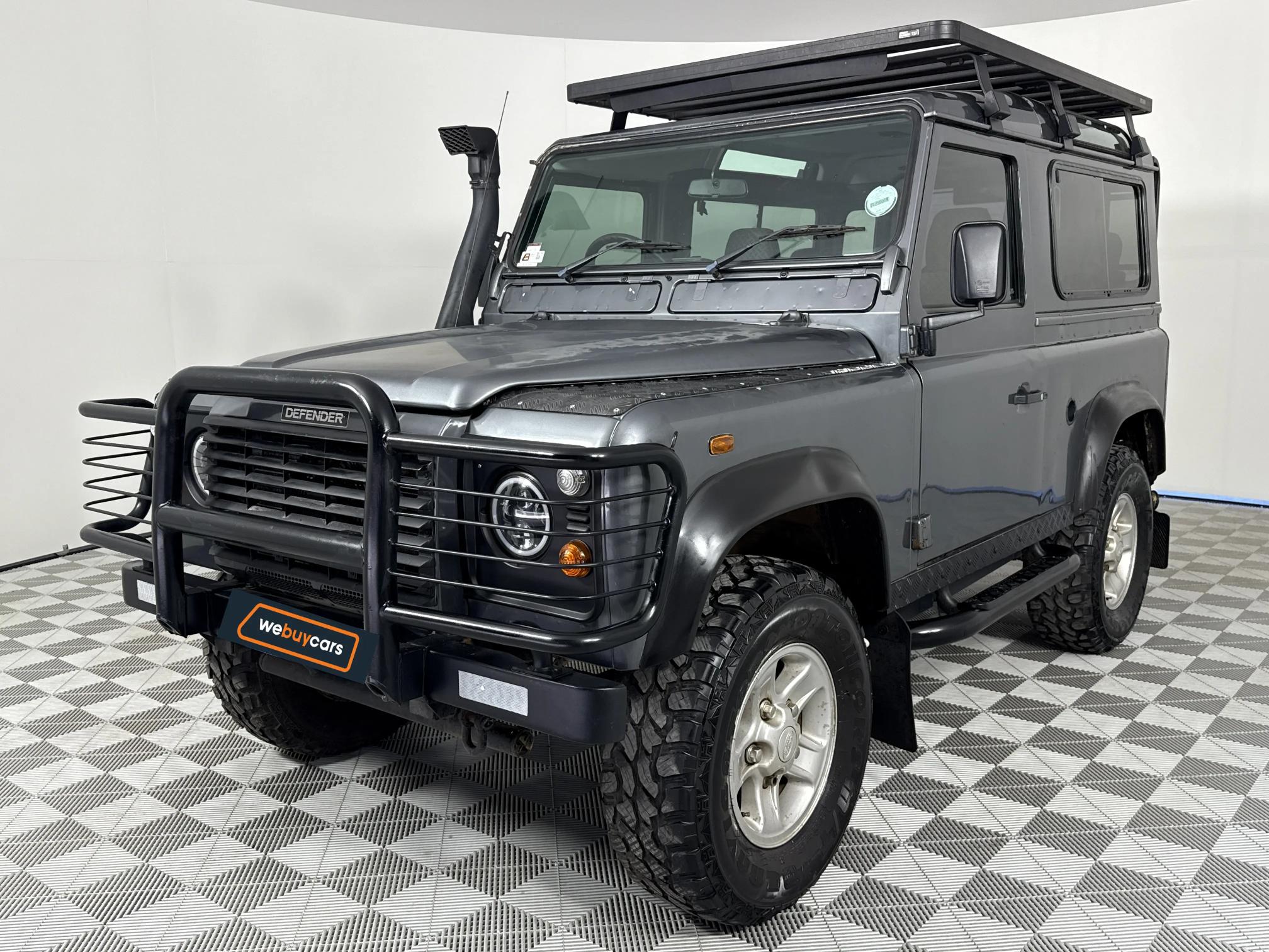 Used Used 2004 Land Rover Defender 90 2.5 Td5 County for sale in ...
