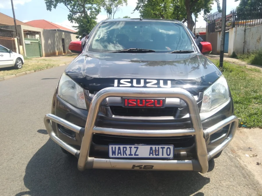 Used 2018 Isuzu KB 250D-Teq double cab LE - Wariz Auto
