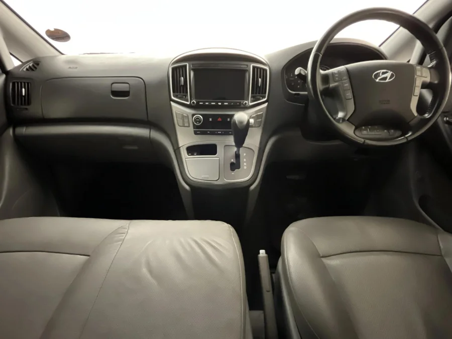 Used 2020 Hyundai H-1 2.5VGTi bus Elite 9-seater - WeBuyCars Germiston Used 2020 Hyundai H-1 2.5VGTi bus Elite 9-seater - WeBuyCars Germiston