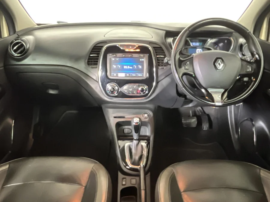 Used 2016 Renault Captur 88kW turbo Dynamique auto - WeBuyCars Polokwane Used 2016 Renault Captur 88kW turbo Dynamique auto - WeBuyCars Polokwane