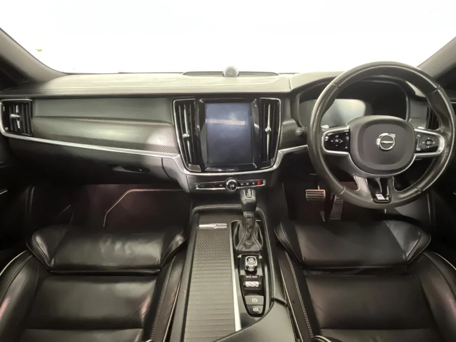 Used 2020 Volvo S90 D4 R-Design - WeBuyCars Gqeberha