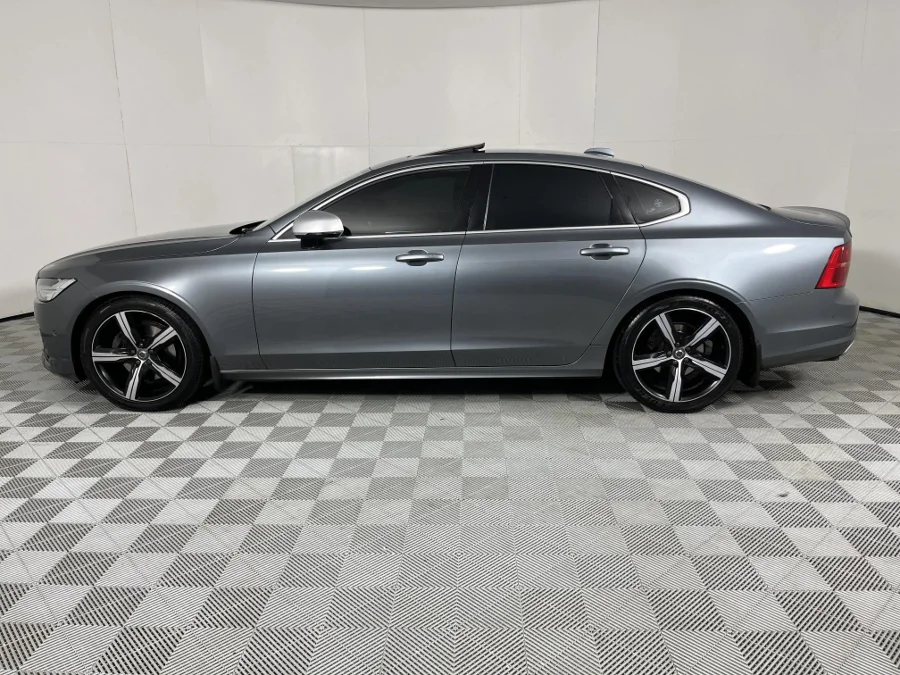 Used 2020 Volvo S90 D4 R-Design - WeBuyCars Gqeberha