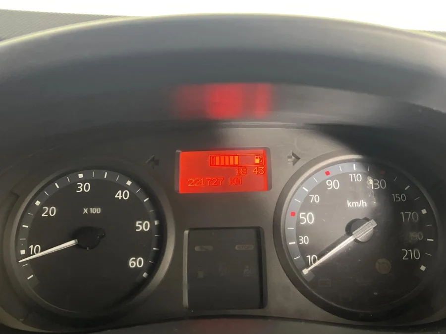 Used 2014 Renault Trafic 1.9dCi panel van - WeBuyCars Pietermaritzburg
