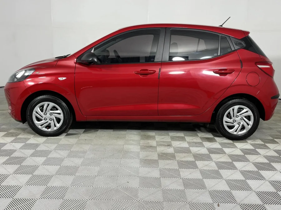 Used 2023 Hyundai Grand i10 1.0 hatch Motion manual - WeBuyCars Silverlakes Used 2023 Hyundai Grand i10 1.0 hatch Motion manual - WeBuyCars Silverlakes