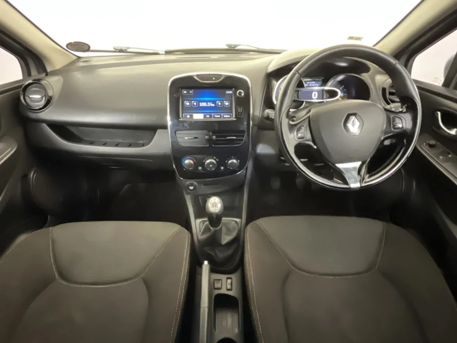 Used 2015 Renault Clio 66kW turbo Expression - WeBuyCars JHB South