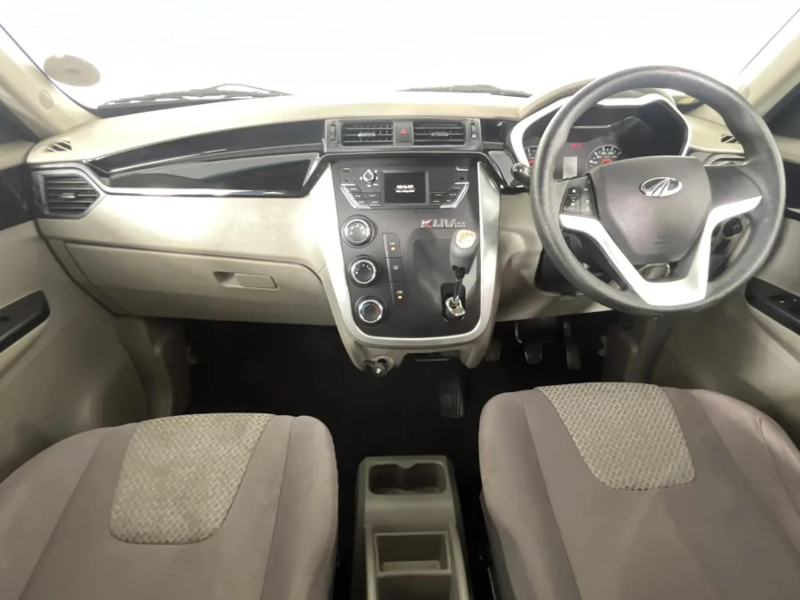 Used 2017 Mahindra KUV100 1.2 G80 K6+ - WeBuyCars The Dome Used 2017 Mahindra KUV100 1.2 G80 K6+ - WeBuyCars The Dome