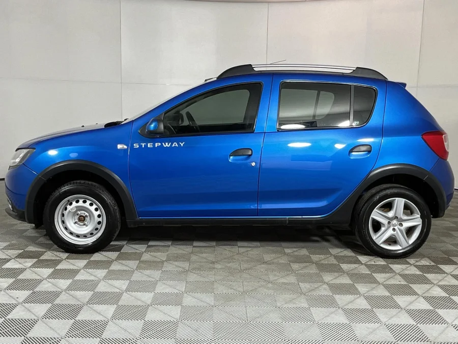 Used 2015 Renault Sandero Stepway 66kW turbo - WeBuyCars Polokwane Used 2015 Renault Sandero Stepway 66kW turbo - WeBuyCars Polokwane