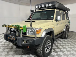 Used 2015 Toyota Land Cruiser 76 4.5D-4D V8 station wagon LX