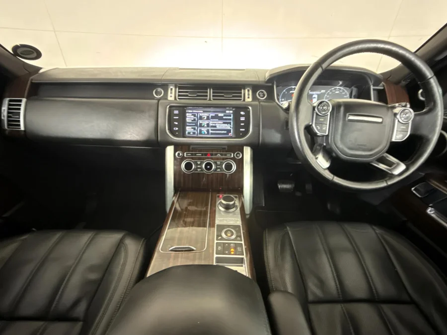 Used 2013 Land Rover Range Rover Vogue SE SDV8 - WeBuyCars Silverlakes
