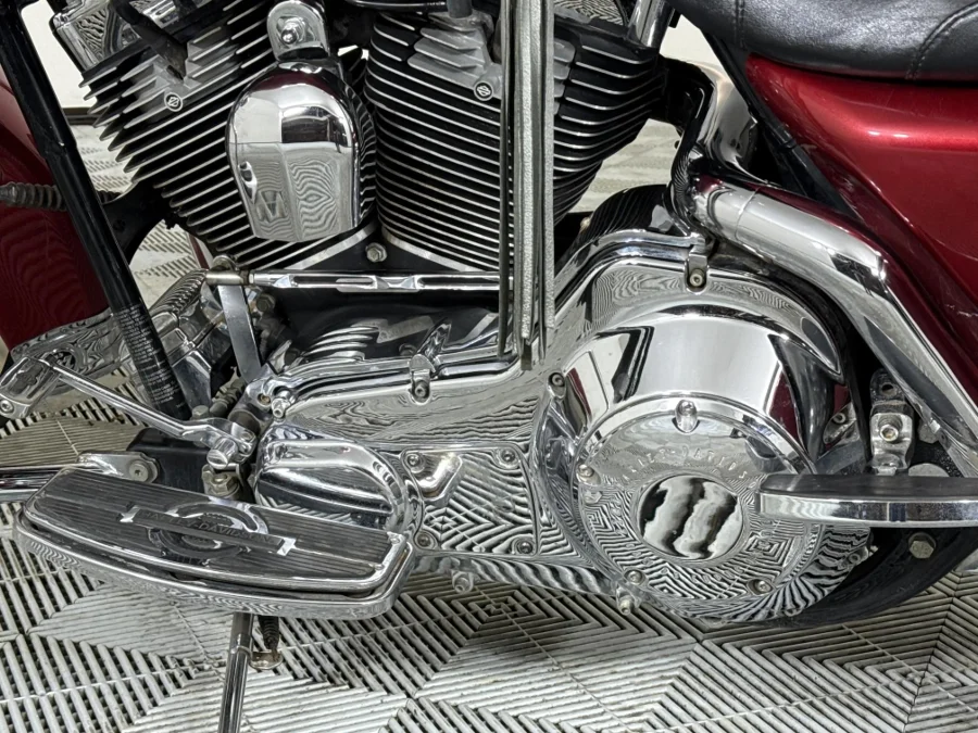 Used 2004 Harley Davidson Road King Custom - WeBuyCars Midstream