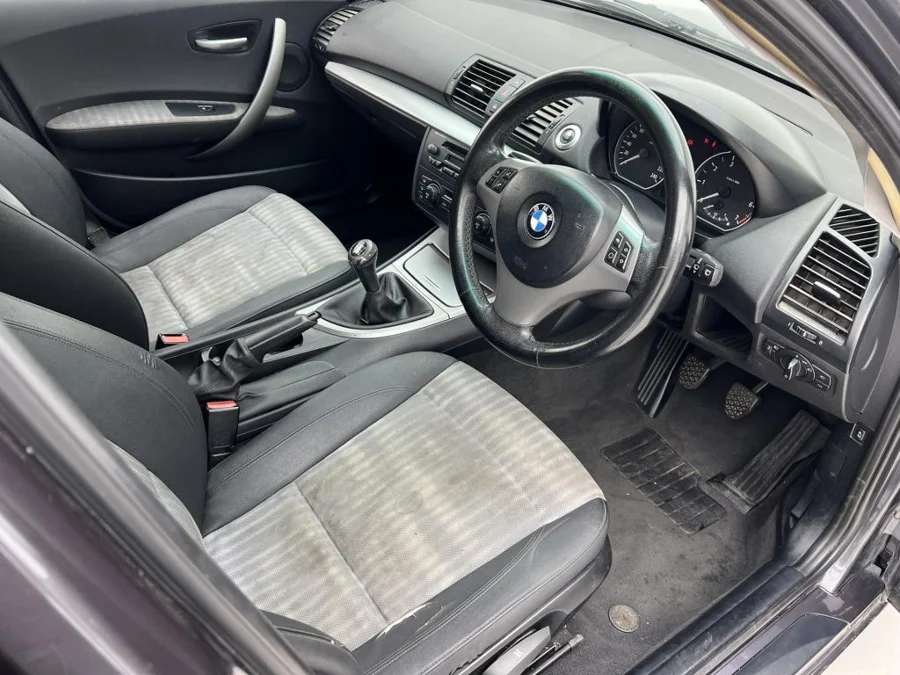 Used 2006 BMW 1 Series 120i 5-door - EBK Auto Used 2006 BMW 1 Series 120i 5-door - EBK Auto