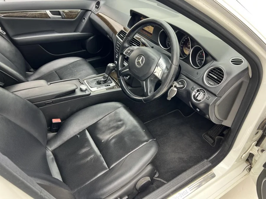 Used 2011 Mercedes-Benz C-Class C180 Classic auto - EBK Auto Used 2011 Mercedes-Benz C-Class C180 Classic auto - EBK Auto