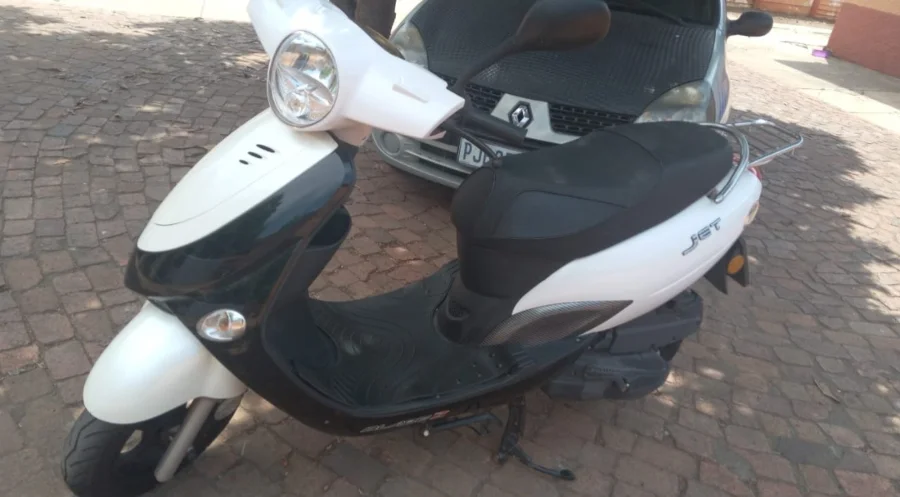 Bladez Jet scooter - Private Seller Bladez Jet scooter - Private Seller