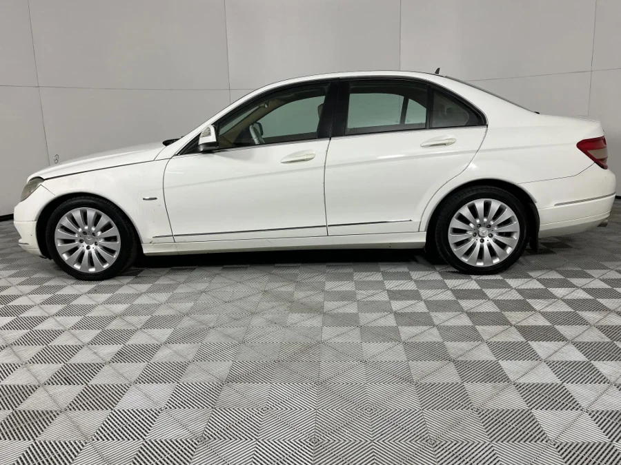 Used 2009 Mercedes-Benz C-Class C180 Kompressor Elegance Touchshift - WeBuycars East London Used 2009 Mercedes-Benz C-Class C180 Kompressor Elegance Touchshift - WeBuycars East London