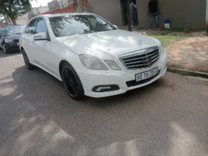 Used 2010 Mercedes-Benz E-Class E300 cabriolet