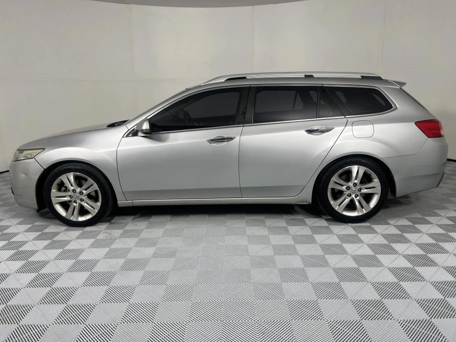 Used 2011 Honda Accord Tourer 2.2i-DTEC Executive - WeBuyCars The Dome Used 2011 Honda Accord Tourer 2.2i-DTEC Executive - WeBuyCars The Dome