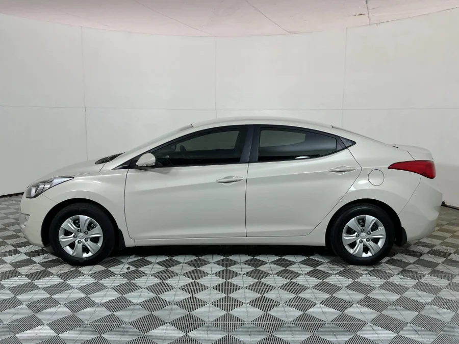 Used 2012 Hyundai Elantra 1.6 Premium - WeBuyCars JHB South Used 2012 Hyundai Elantra 1.6 Premium - WeBuyCars JHB South