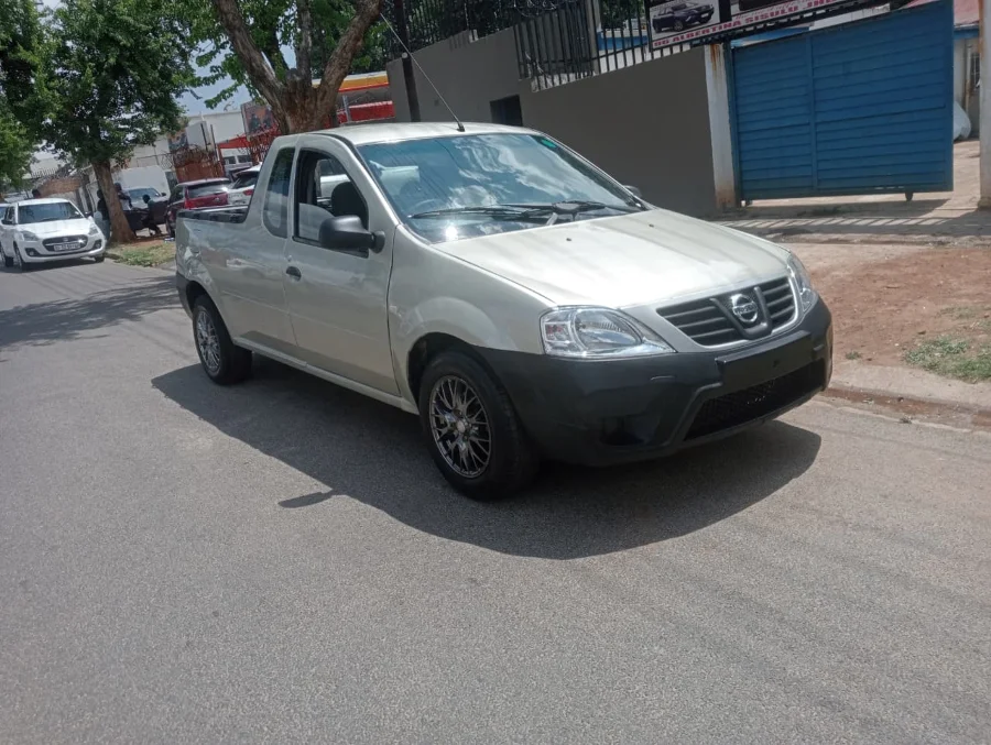 Used 2015 Nissan NP200 1.6i - Wariz Auto Used 2015 Nissan NP200 1.6i - Wariz Auto