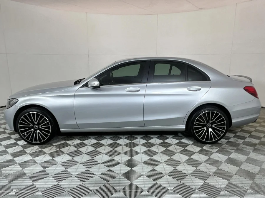 Used 2015 Mercedes-Benz C-Class C180 auto - WeBuyCars JHB South Used 2015 Mercedes-Benz C-Class C180 auto - WeBuyCars JHB South