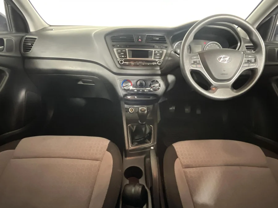 Used 2015 Hyundai i20 1.2 Motion - WeBuyCars Epping Used 2015 Hyundai i20 1.2 Motion - WeBuyCars Epping