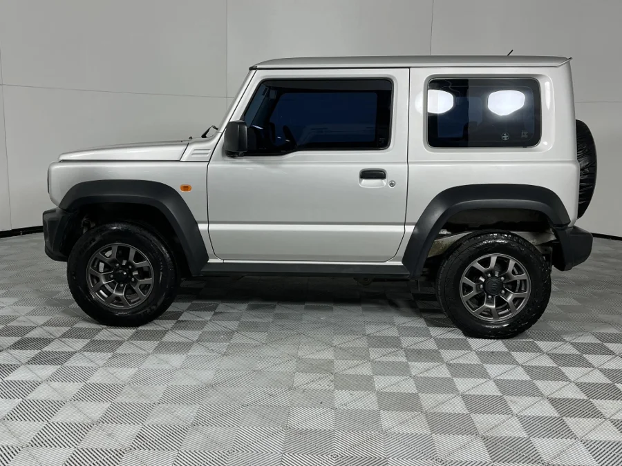 Used 2022 Suzuki Jimny 1.5 GL AllGrip 3-door auto - WeBuyCars Gqeberha