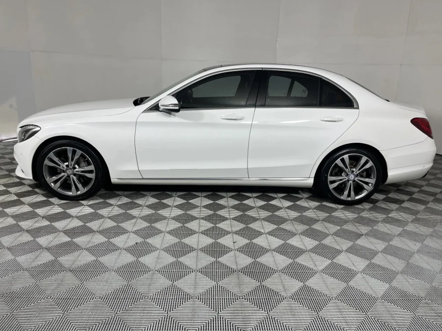 Used 2016 Mercedes-Benz C-Class C250d Avantgarde - WeBuyCars Epping Used 2016 Mercedes-Benz C-Class C250d Avantgarde - WeBuyCars Epping