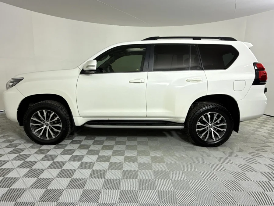 Used 2022 Toyota Land Cruiser Prado 2.8GD VX-L - WeBuyCars Vereeniging Used 2022 Toyota Land Cruiser Prado 2.8GD VX-L - WeBuyCars Vereeniging