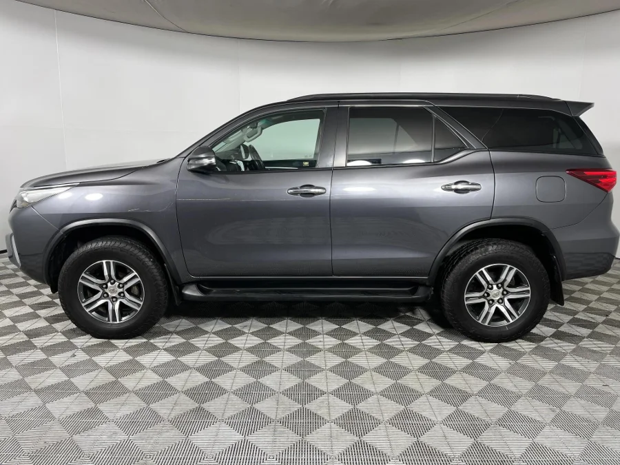 Used 2016 Toyota Fortuner 2.8GD-6 4x4 auto - WeBuyCars Richmond Used 2016 Toyota Fortuner 2.8GD-6 4x4 auto - WeBuyCars Richmond
