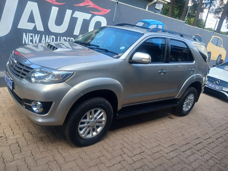 Used 2014 Toyota Fortuner 3.0D-4D auto - TJ Auto Car Sales Used 2014 Toyota Fortuner 3.0D-4D auto - TJ Auto Car Sales