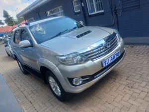 Used 2014 Toyota Fortuner 3.0D-4D auto