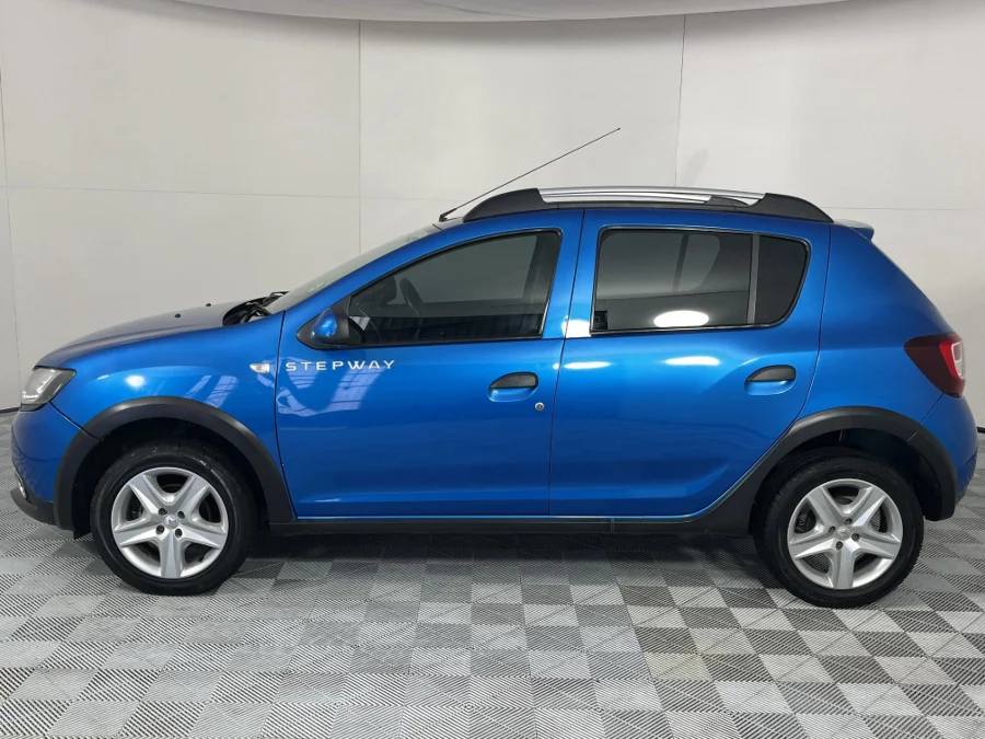 Used 2014 Renault Sandero Stepway 66kW turbo - WeBuyCars Mbombela Used 2014 Renault Sandero Stepway 66kW turbo - WeBuyCars Mbombela