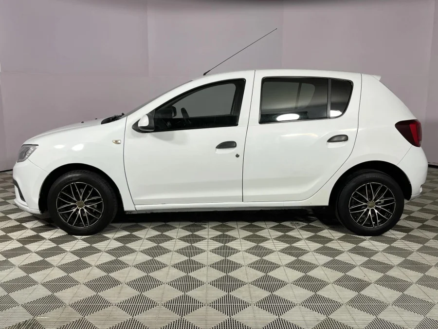 Used 2018 Renault Sandero 66kW turbo Expression - WeBuyCars Durban