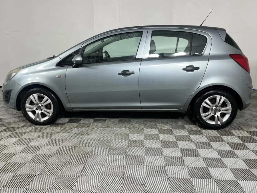 Used 2014 Opel Corsa 1.4 Essentia - WeBuyCars George Used 2014 Opel Corsa 1.4 Essentia - WeBuyCars George