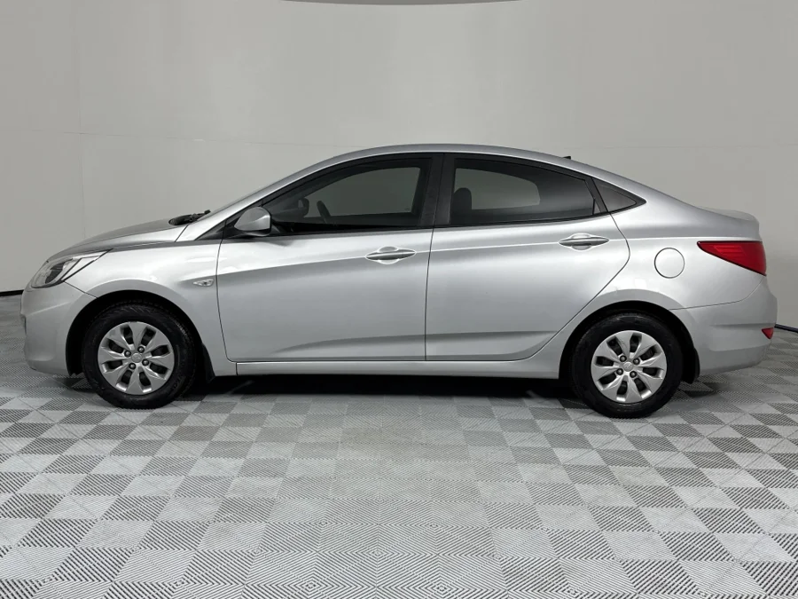 Used 2017 Hyundai Accent sedan 1.6 Motion - WeBuyCars Vereeniging Used 2017 Hyundai Accent sedan 1.6 Motion - WeBuyCars Vereeniging