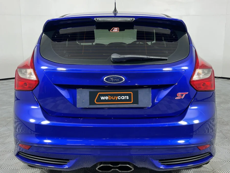 Used 2015 Ford Focus ST 3 - WeBuyCars Riverhorse Used 2015 Ford Focus ST 3 - WeBuyCars Riverhorse
