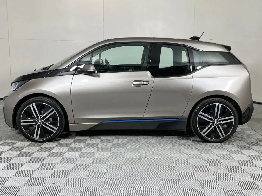 Used 2015 BMW i3 eDrive - WeBuyCars Midstream
