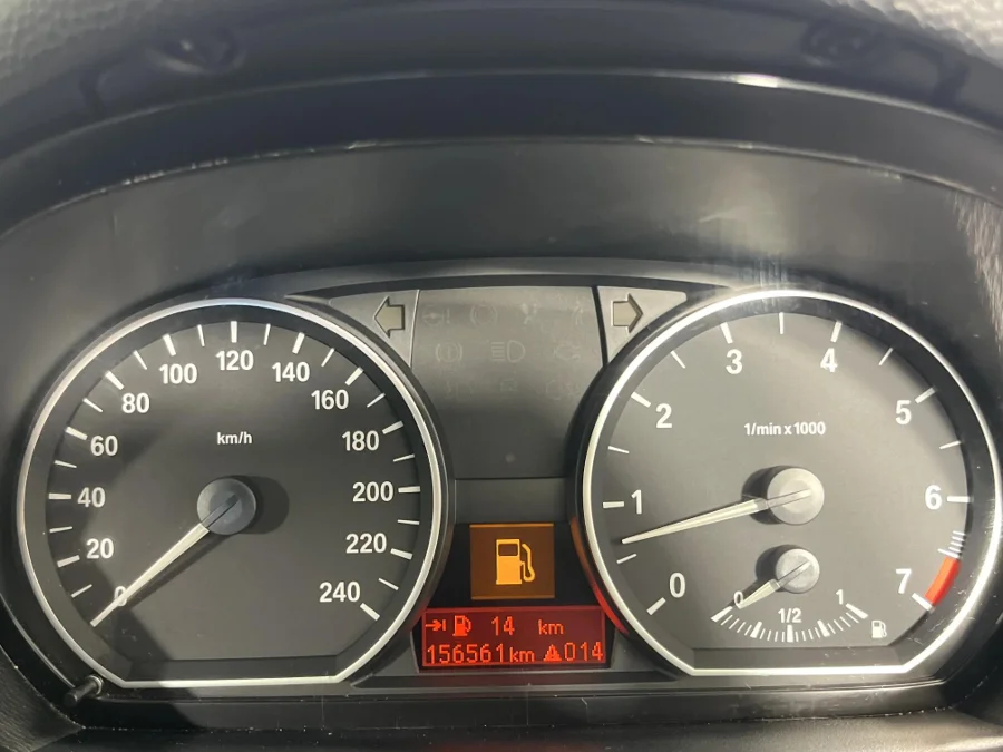 Used 2011 BMW 1 Series 120i convertible - WeBuyCars Epping