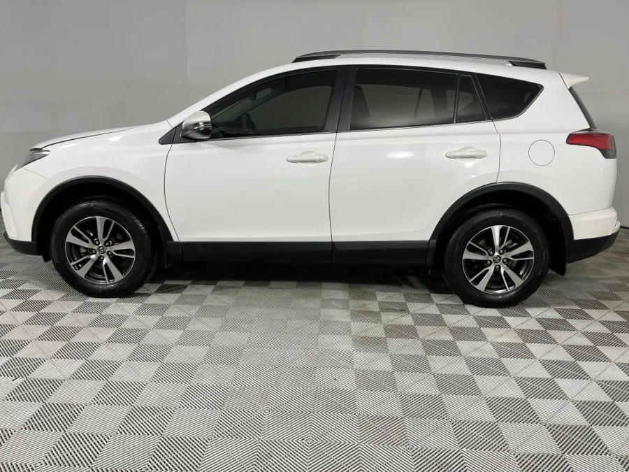 Used 2018 Toyota RAV4 2.0 GX auto - WeBuyCars Silverlakes Used 2018 Toyota RAV4 2.0 GX auto - WeBuyCars Silverlakes