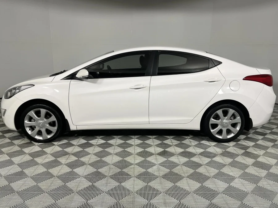 Used 2013 Hyundai Elantra 1.8 Executive auto - WeBuyCars Epping Used 2013 Hyundai Elantra 1.8 Executive auto - WeBuyCars Epping