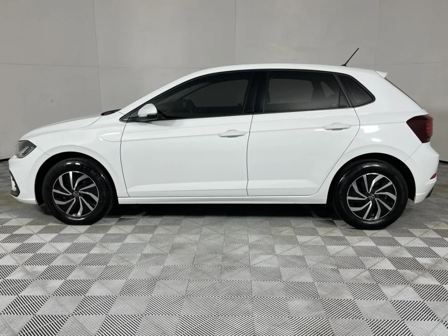 Used 2022 Volkswagen Polo hatch 1.0TSI Life manual - WeBuyCars Durban Used 2022 Volkswagen Polo hatch 1.0TSI Life manual - WeBuyCars Durban