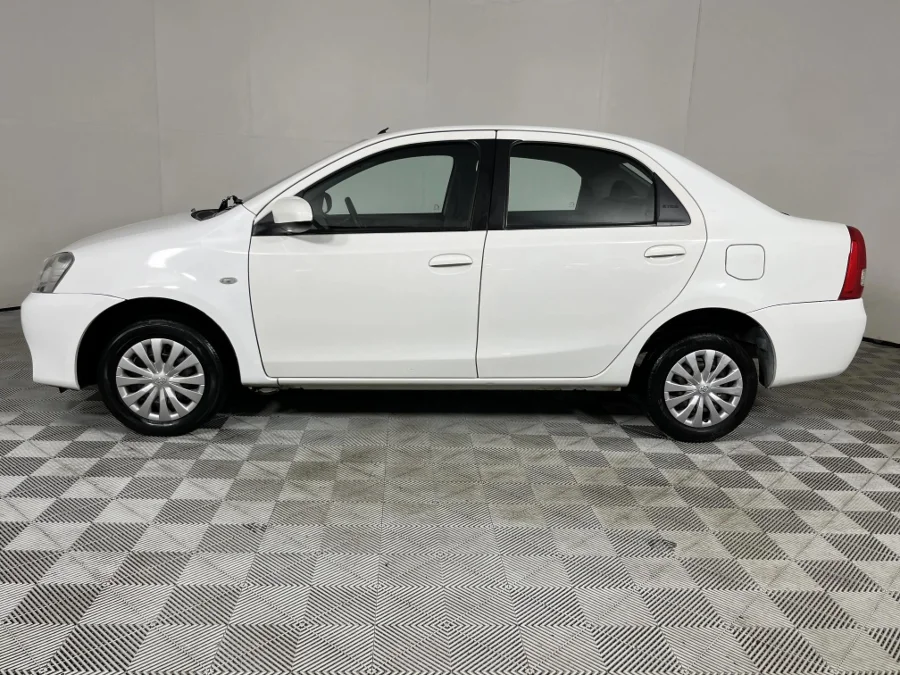 Used 2013 Toyota Etios sedan 1.5 Sprint - WeBuyCars The Dome