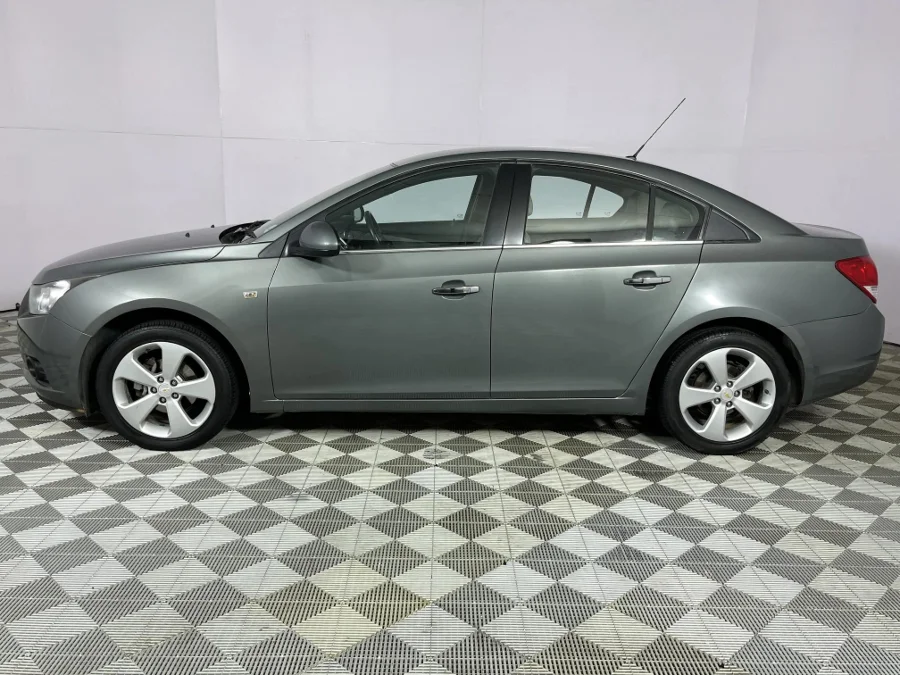Used 2011 Chevrolet Cruze 1.8 LT - WeBuyCars Brackenfell Cape Town Used 2011 Chevrolet Cruze 1.8 LT - WeBuyCars Brackenfell Cape Town